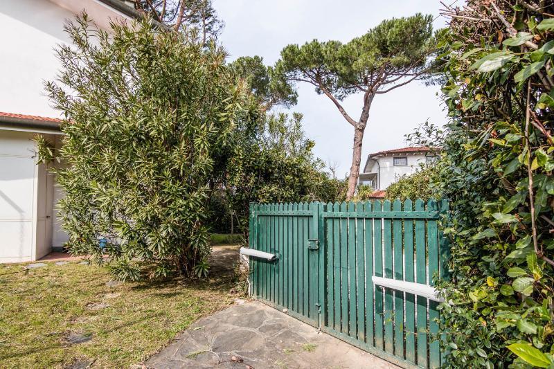 Holiday Home Villetta Cinquale Extérieur photo
