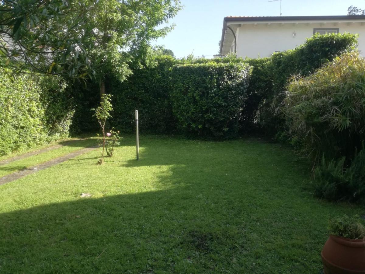 Holiday Home Villetta Cinquale Extérieur photo